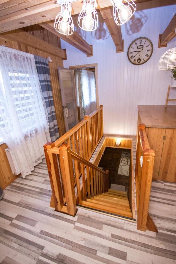 Flower Apartment Ventspils Extérieur photo